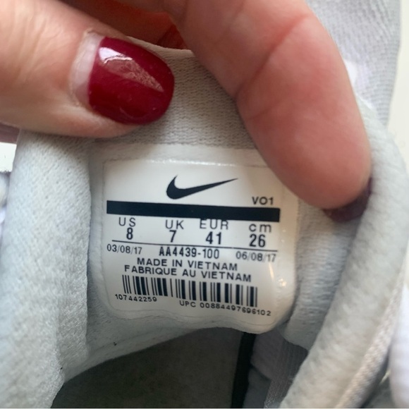 Nike Air Max Infuriate Men’s White Basketball Sneakers main image 10